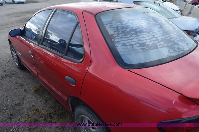 image for item K4921 1999 Pontiac Sunfire SE