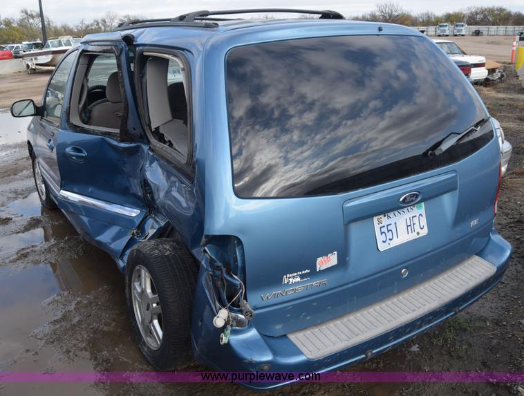 image for item K4923 2002 Ford Windstar SE van