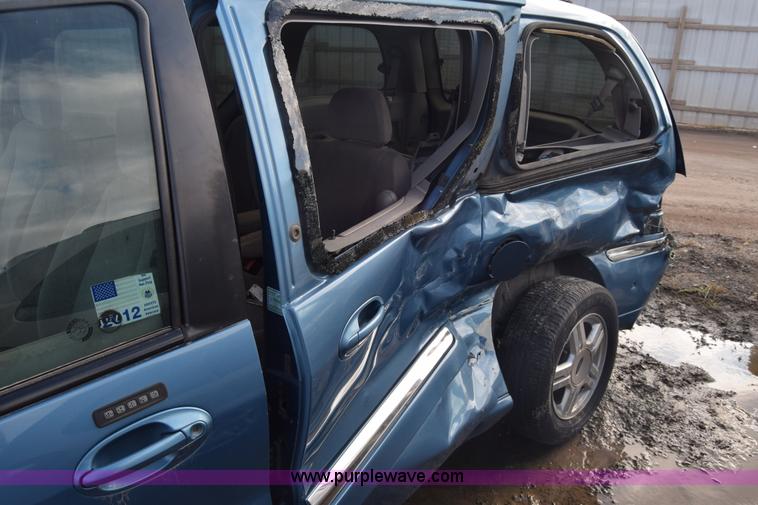 image for item K4923 2002 Ford Windstar SE van