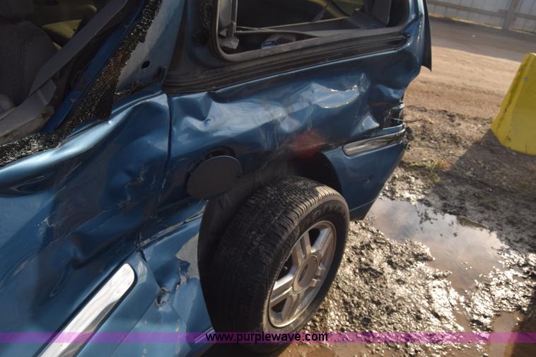 image for item K4923 2002 Ford Windstar SE van