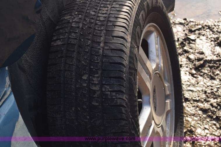 image for item K4923 2002 Ford Windstar SE van