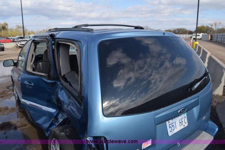 image for item K4923 2002 Ford Windstar SE van