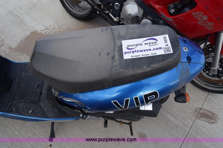 image for item K4926 2014 Taotao moped