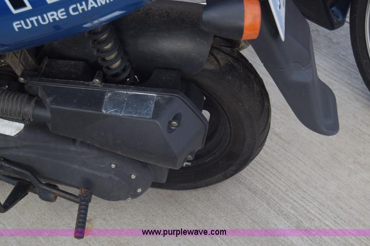 image for item K4926 2014 Taotao moped