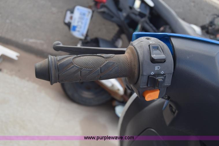 image for item K4926 2014 Taotao moped