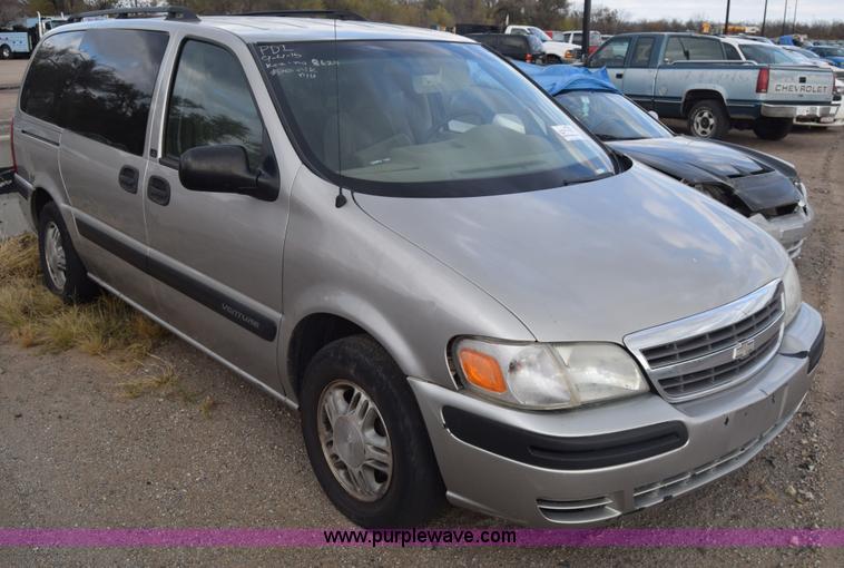 image for item K4928 2004 Chevrolet Venture van