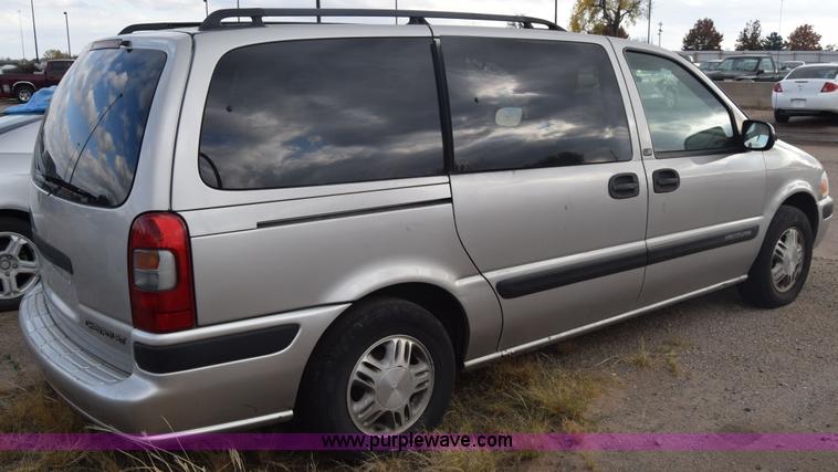 image for item K4928 2004 Chevrolet Venture van