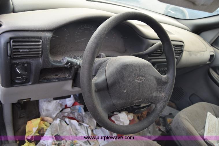 image for item K4928 2004 Chevrolet Venture van