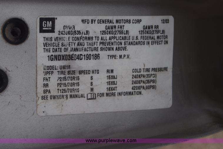 image for item K4928 2004 Chevrolet Venture van