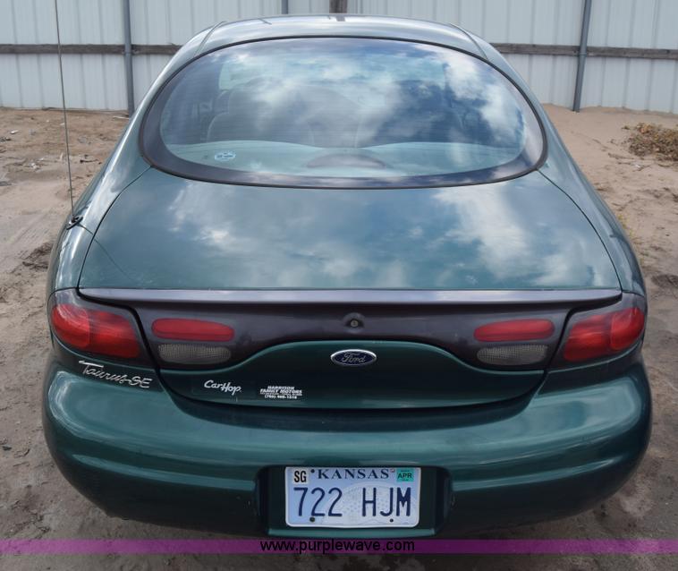 image for item K4929 1999 Ford Taurus SE