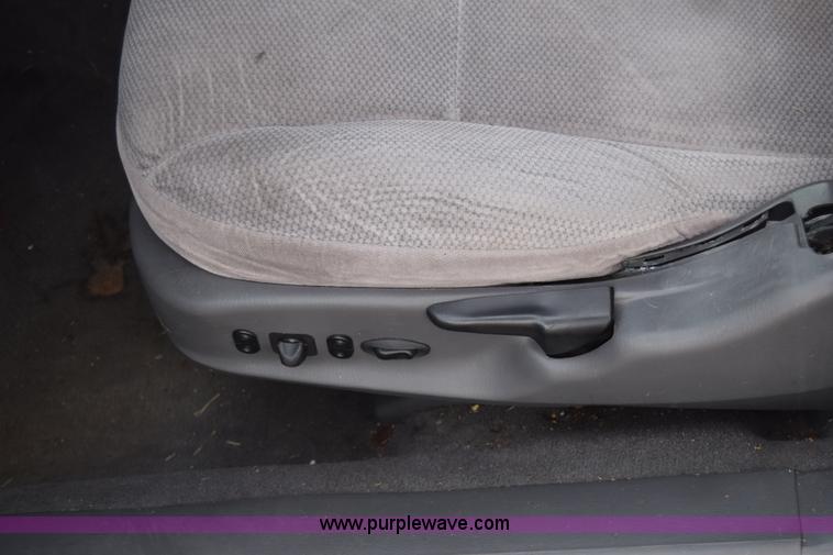 image for item K4929 1999 Ford Taurus SE