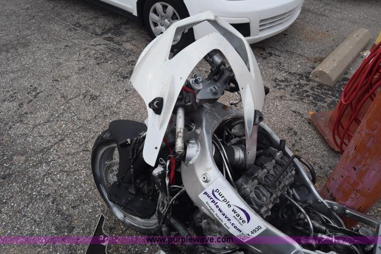 image for item K4930 2005 Kawasaki ZX600-J motorcycle