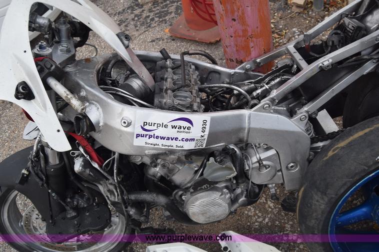 image for item K4930 2005 Kawasaki ZX600-J motorcycle