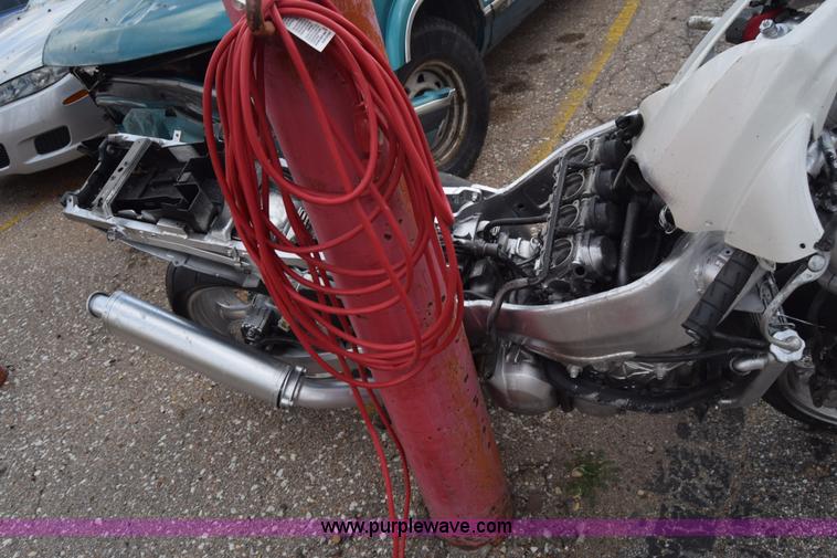 image for item K4930 2005 Kawasaki ZX600-J motorcycle