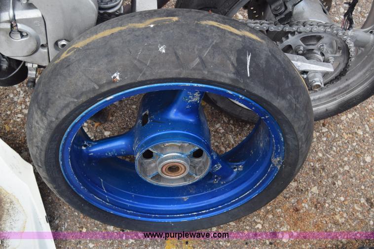 image for item K4930 2005 Kawasaki ZX600-J motorcycle