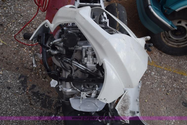 image for item K4930 2005 Kawasaki ZX600-J motorcycle