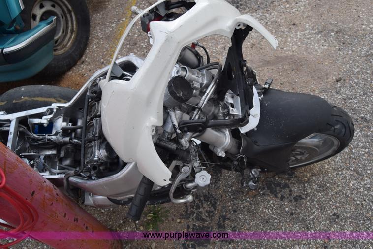 image for item K4930 2005 Kawasaki ZX600-J motorcycle