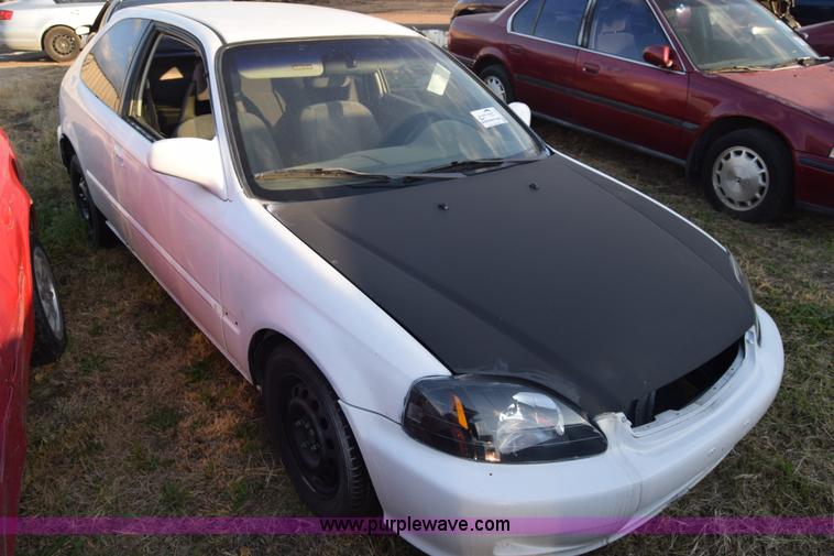 image for item K4932 1998 Honda Civic DX