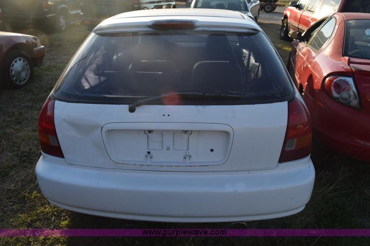 image for item K4932 1998 Honda Civic DX