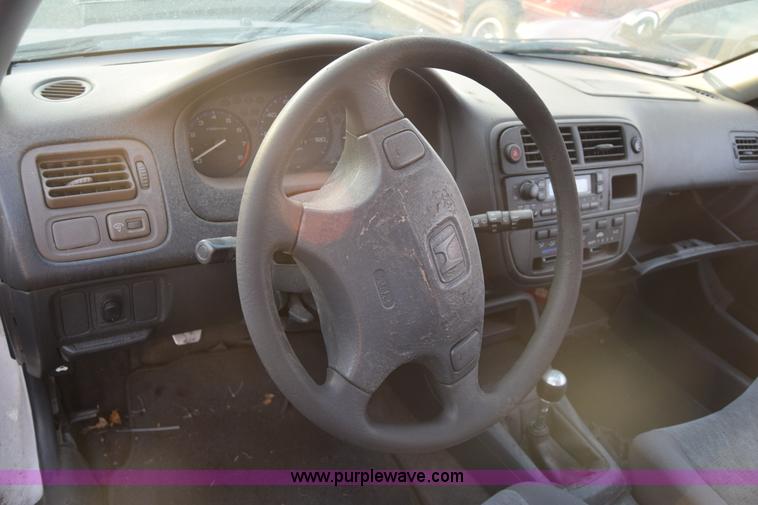 image for item K4932 1998 Honda Civic DX