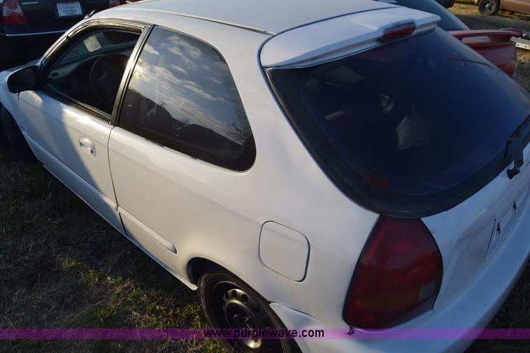 image for item K4932 1998 Honda Civic DX