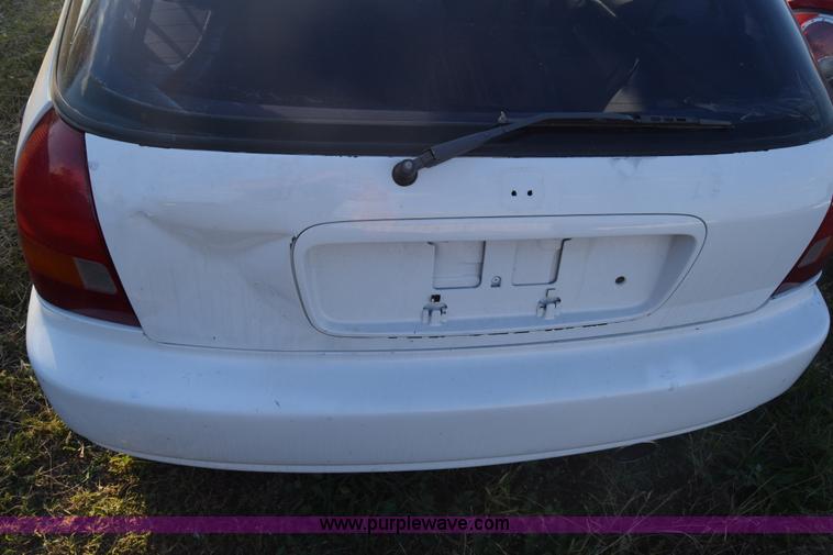 image for item K4932 1998 Honda Civic DX