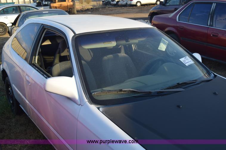 image for item K4932 1998 Honda Civic DX