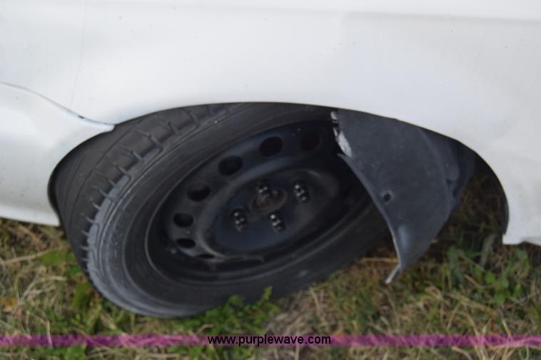 image for item K4932 1998 Honda Civic DX