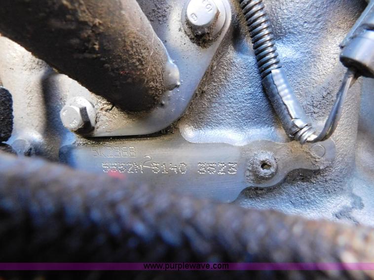 image for item AW9369 2006 Mack CT713 semi truck