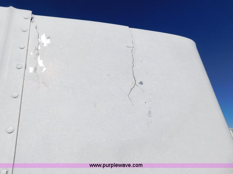 image for item AW9375 2001 Peterbilt 379 semi truck