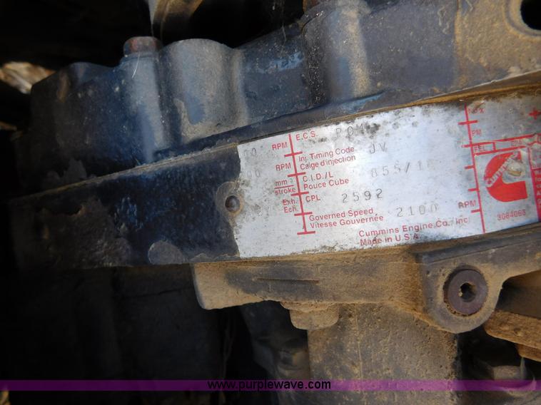 image for item AW9375 2001 Peterbilt 379 semi truck