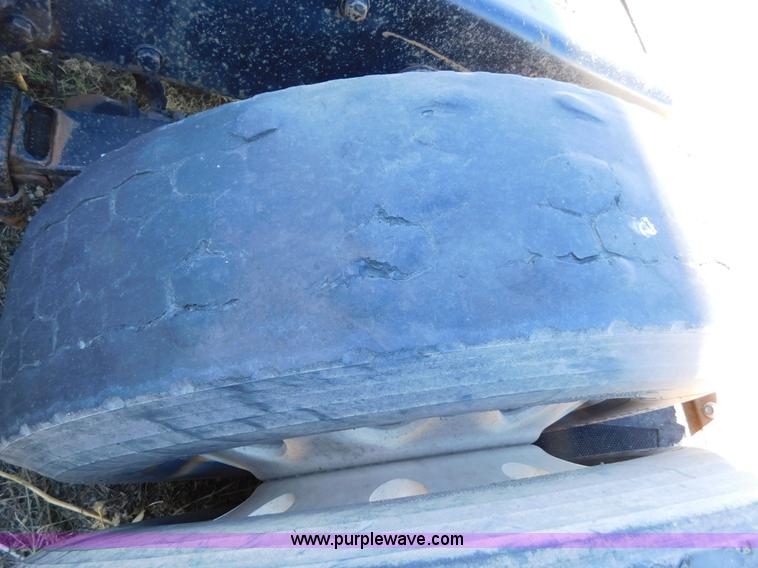 image for item AW9375 2001 Peterbilt 379 semi truck