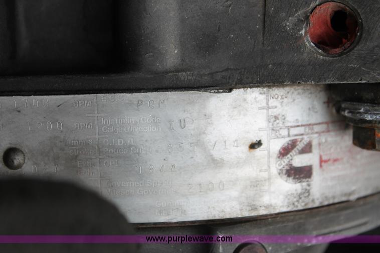 image for item H8018 1995 Kenworth T600 semi truck