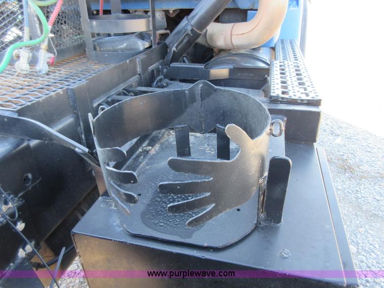 image for item I1851 2002 Sterling L9500 semi truck