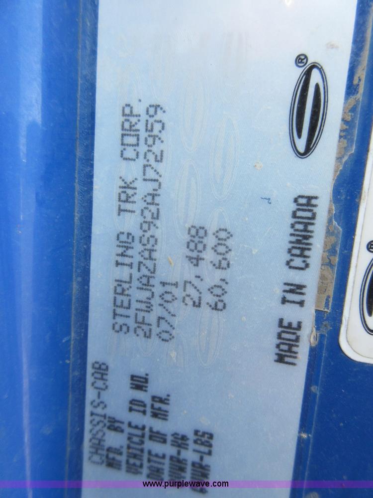 image for item I1851 2002 Sterling L9500 semi truck