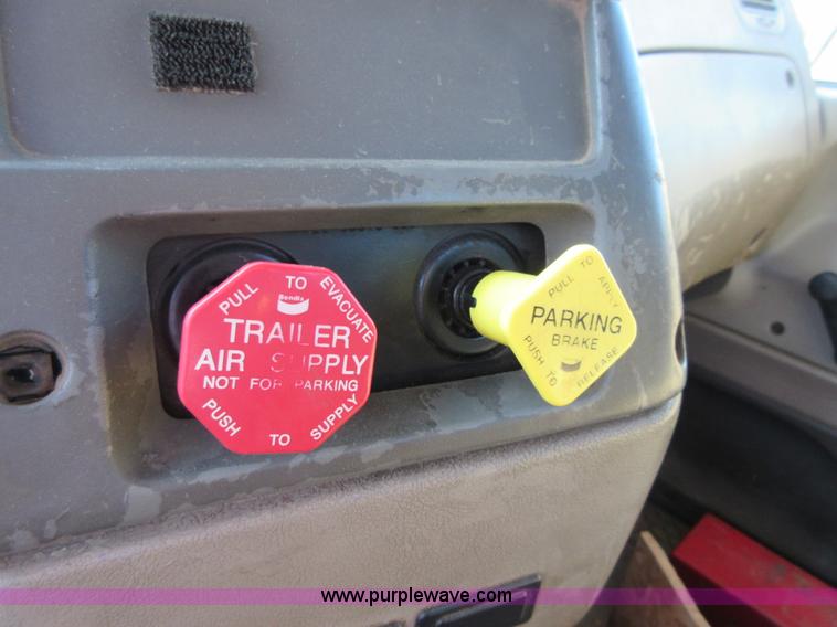 image for item I1851 2002 Sterling L9500 semi truck