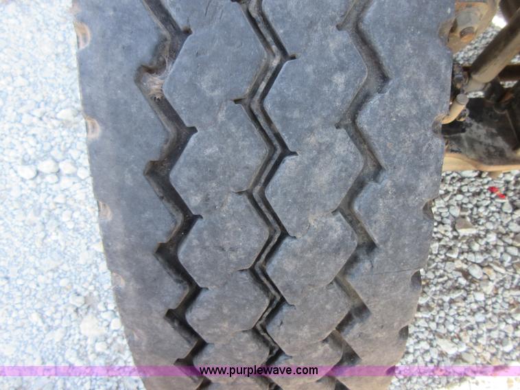 image for item I1851 2002 Sterling L9500 semi truck