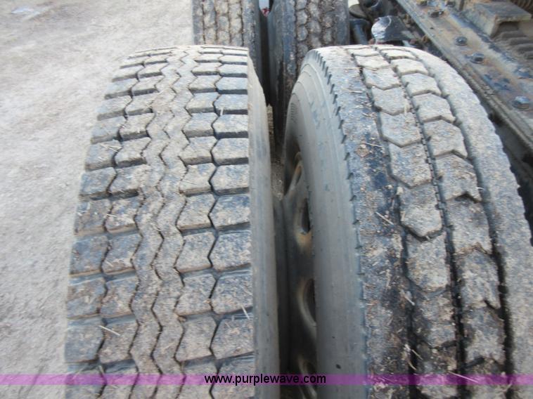 image for item I1856 2004 Kenworth W900 semi truck