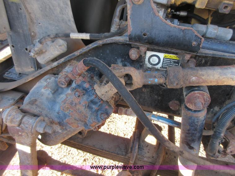 image for item I1856 2004 Kenworth W900 semi truck