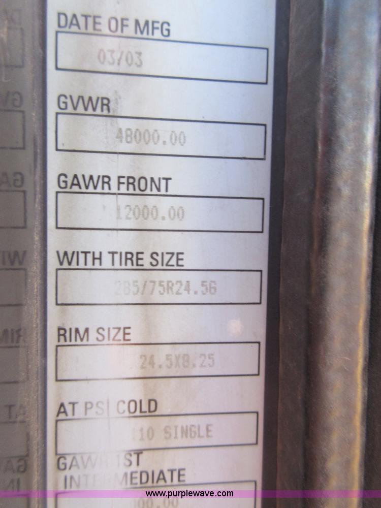 image for item I1856 2004 Kenworth W900 semi truck