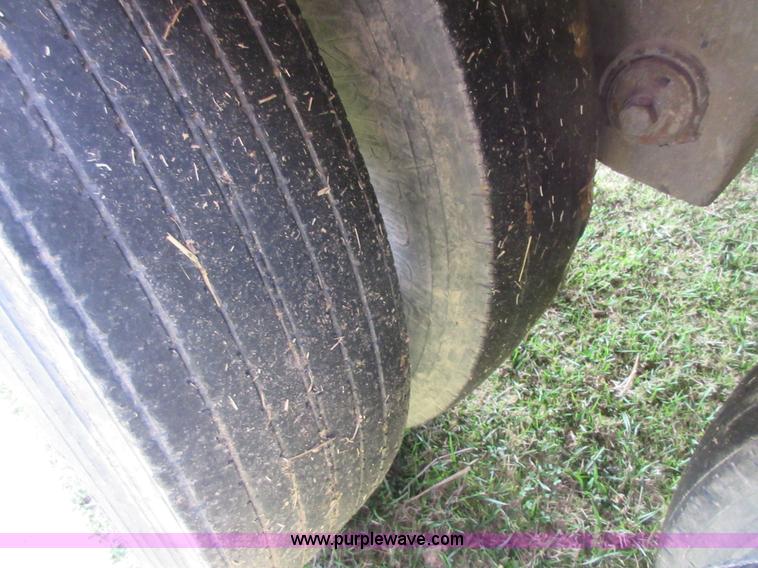 image for item I1870 1997 Dorsey AIDT-LS dry van trailer