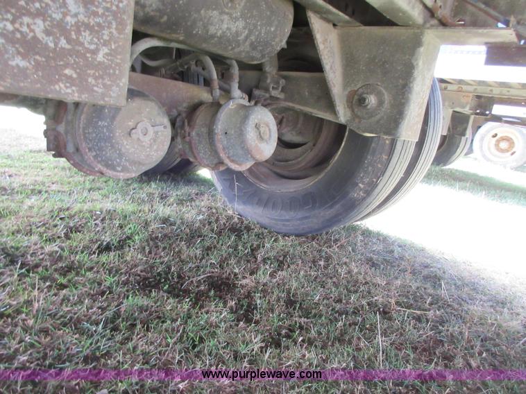 image for item I1871 1997 Dorsey AIDT-LS dry van trailer