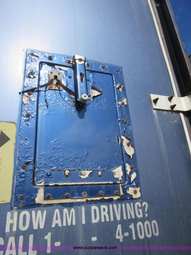 image for item I1871 1997 Dorsey AIDT-LS dry van trailer