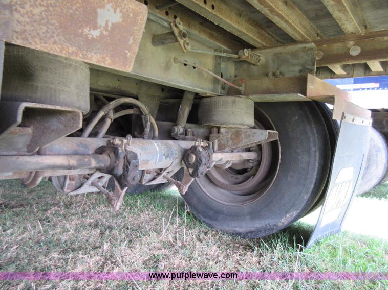 image for item I1871 1997 Dorsey AIDT-LS dry van trailer