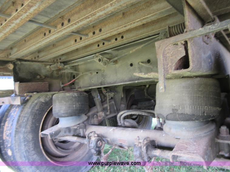 image for item I1872 1997 Dorsey AIDT-LS dry van trailer