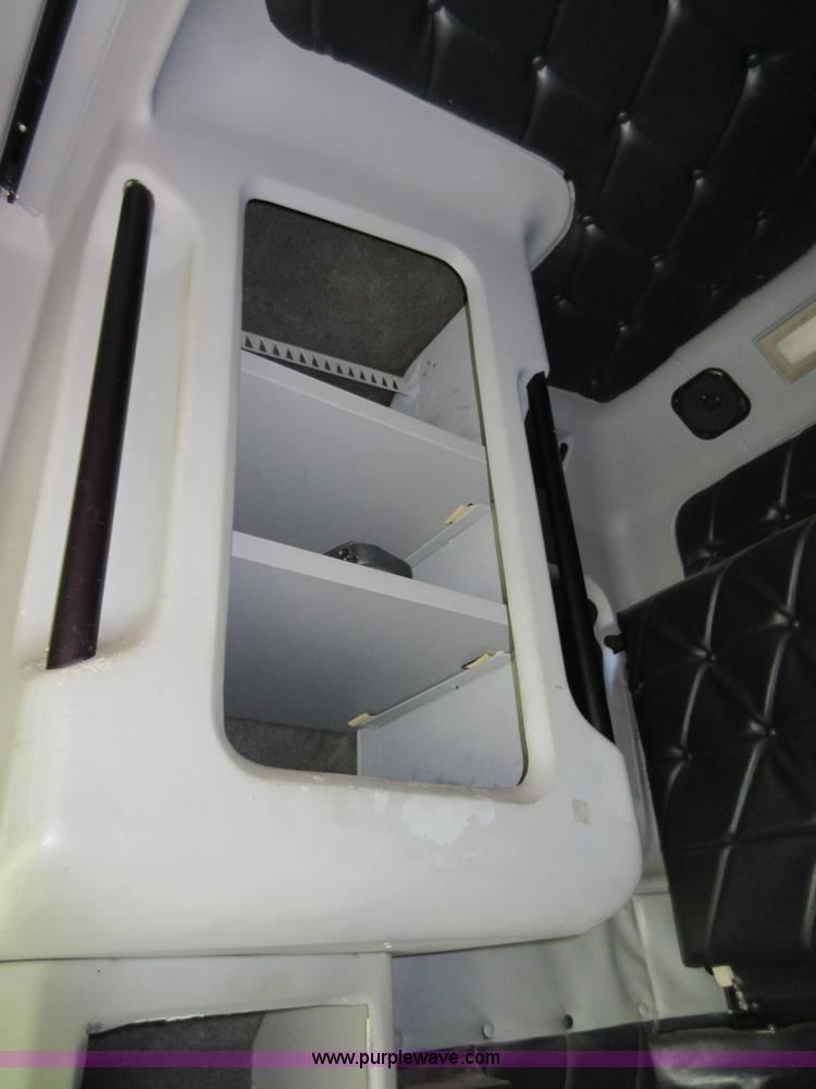 image for item I1877 1995 Freightliner FLD semi truck