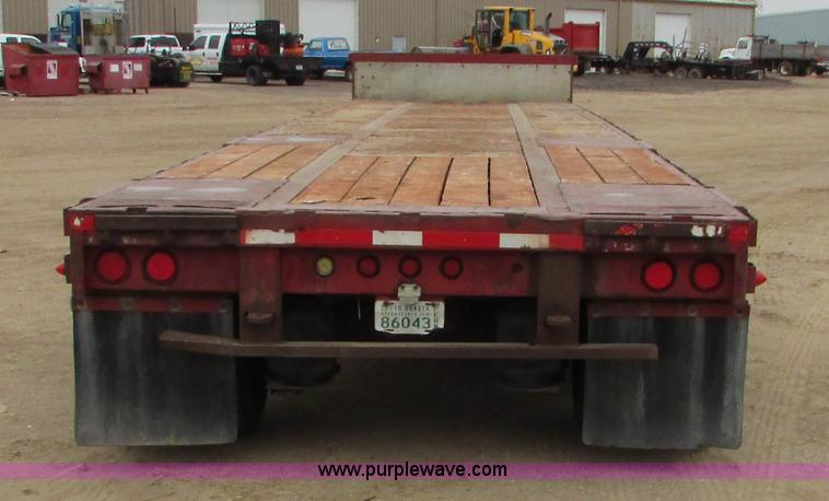 image for item J1690 1993 Trail King drop deck trailer