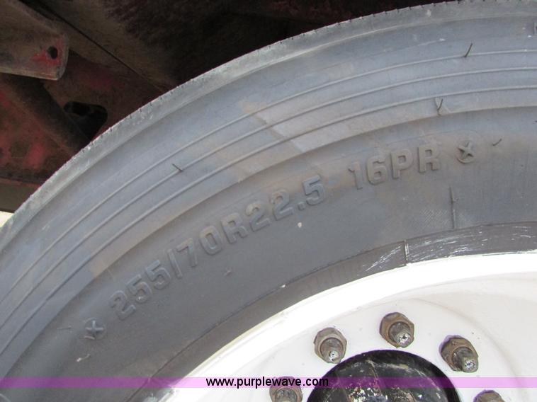 image for item J1690 1993 Trail King drop deck trailer