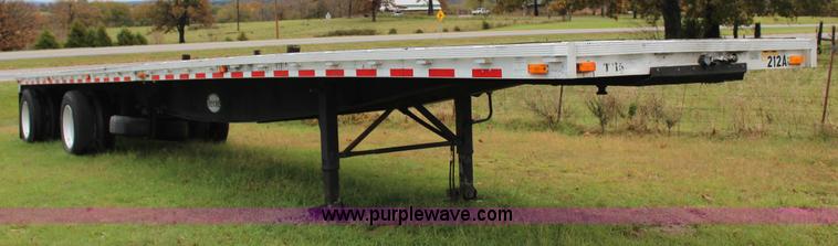 image for item J4251 1995 Reinke flatbed trailer