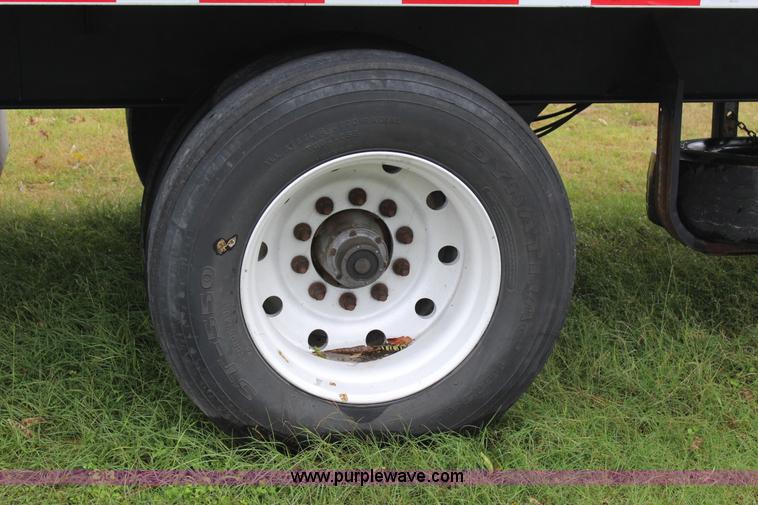 image for item J4251 1995 Reinke flatbed trailer